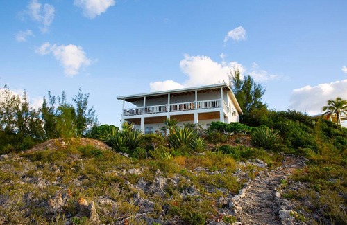 Gregory Town House | House ∙ 3 bedrooms ∙ 6 guests