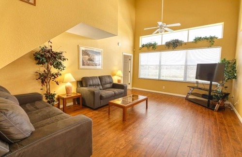 Pinewood Country Estates House | House ∙ 4 bedrooms ∙ 10 guests