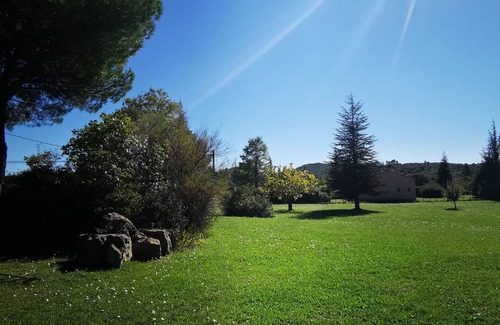 Les Vans Villa | House 6/8 persons (10 max), with swimming pool, garden 4800m2, les vans Sud Ardèche