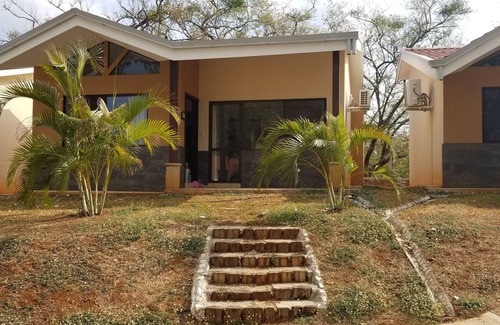Rio Seco House | House across from pool close to dozens of great beaches - La Pequena Casa