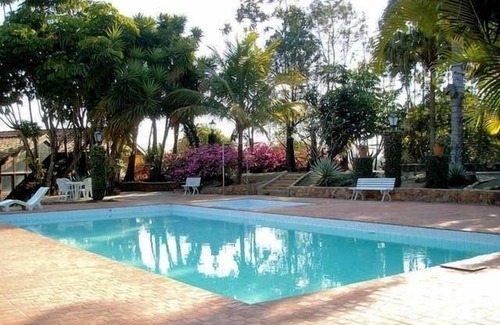 Espirito Santo Do Pinhal House | House for families and groups of up to 25 people - 6 suites