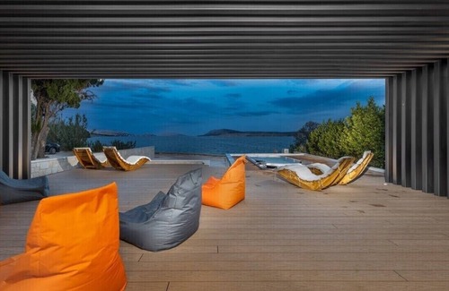 Caska Villa | House direct on the beach near to Novalja Zrce