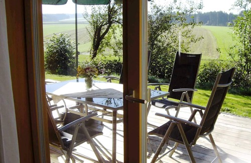 Traunreut Apartment | House Efeu 90m², up to 6 persons, 3 separate bedrooms