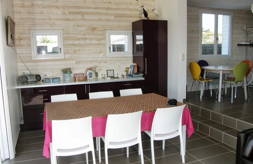 La Plaine-sur-Mer House | HOUSE FACING THE SEA 180° IMPRENSABLE VIEW, 3 BEDROOMS, bright renovated