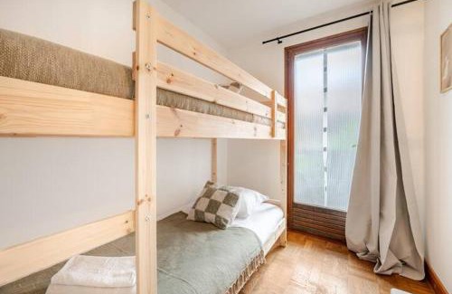 La Celle-sous-Gouzon House | House for 11 people, 2 intimate and friendly apartments