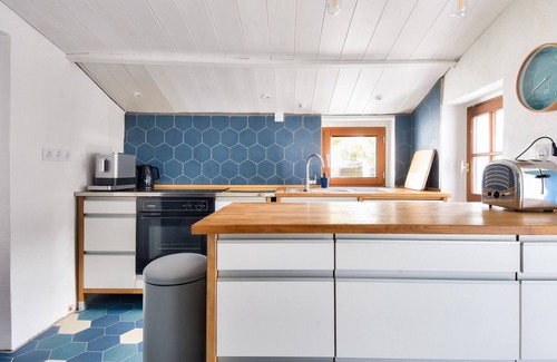 L'Epine Ski Chalet | House for 2 adults - 4 children - 600m beach