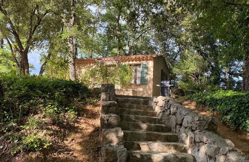 Salernes House | House for 2 people in an estate with swimming pools, tennis court and river