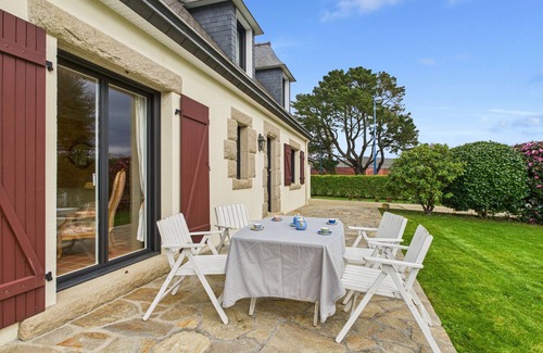 Fouesnant Ski Chalet | House for 6 with garden, center de Fouesnant