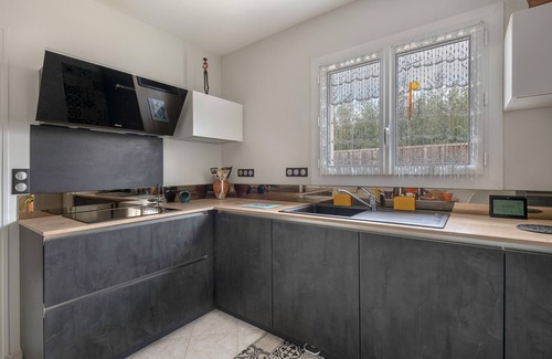 Le Pouliguen Ski Chalet | House for 7 - 750m from the marina