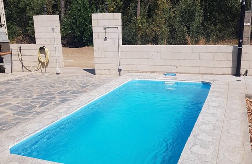 Navaluenga House | House for large groups, with swimming pool, Nature, Alberche river bank.