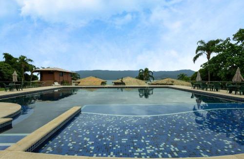 Veloso House | House in a condominium with leisure near the beach