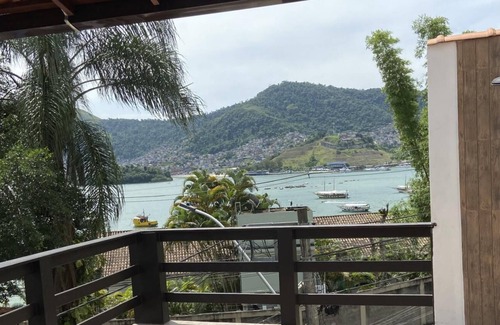 Marinas House | House in Angra dos Reis Sea View up to 3 People