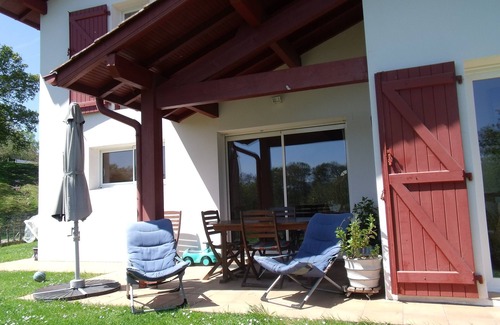 Ustaritz Villa | HOUSE IN BASQUE COUNTRY BETWEEN SEA AND MOUNTAIN