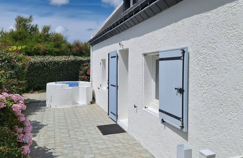 Bangor House | House in Belle Ile with Bikes