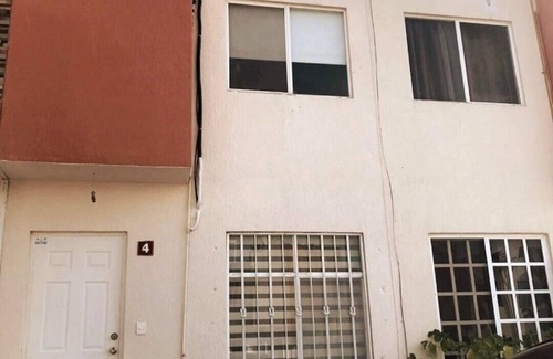 S.M. 57 House | House in Cancún, 15min by car to the beach and airport with security 24hrs.