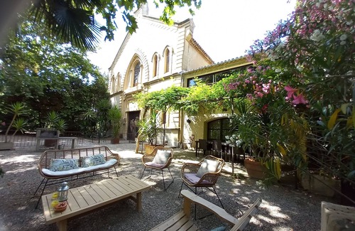 Narbonne House | House in Domaine with heated swimming pool 5 minutes from NARBONNE town center
