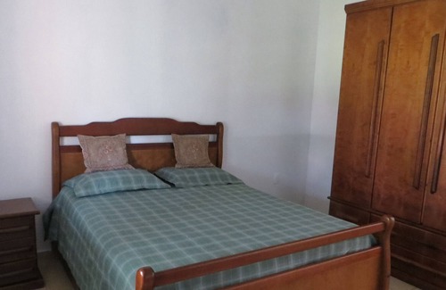 Campinas Cottage | House in front of the Jaguari dam with swimming pool, barbecue, pizza oven!
