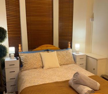 Queens Quarter House | House in Lisburn road