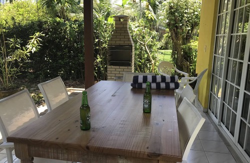 Angra dos Reis House | House in the channel, Bracuhy Marine, Angra Reis