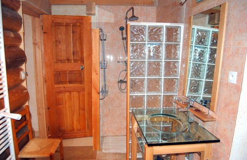 Quarre-les-Tombes House | house in the Morvan natural park in quarre les tombes for 8 people