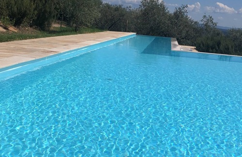 Sassofortino House | House in the woods with swimming pool.