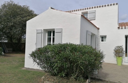 Ile d'Yeu House | House Ker Pierre-Levée 4 bedrooms close to sea and shops