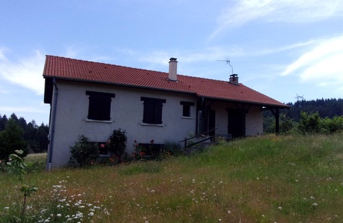 Saint-Maurice-de-Lignon House | House Les Mésanges, Loire valley, nature near Puy en Velay