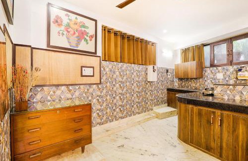 East of Kailash House | House Of Comfort , New Delhi - Premium Stay With Kitchen Access