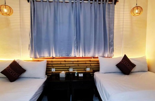 Kampot Hotel | House of Guest - Kampot - Ecran Noddles - Main Beach - River side - Rainbow Bridge