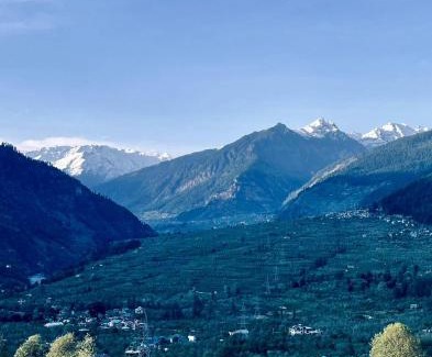 Manali Hotel | House of Soyl
