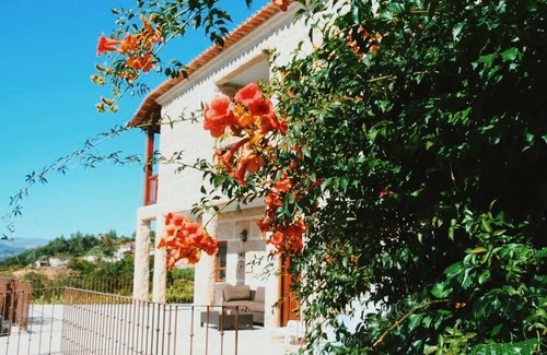 Baiao House | House of Steps - Santa Marinha do Zêzere