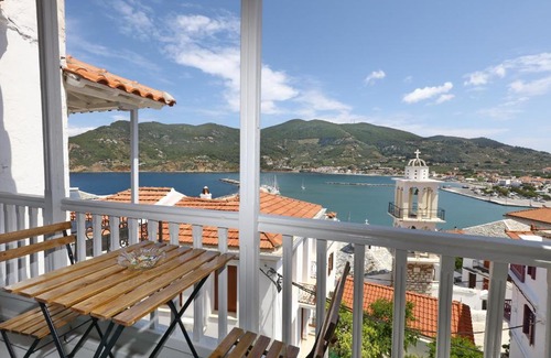 Skopelos Apartment | House of town