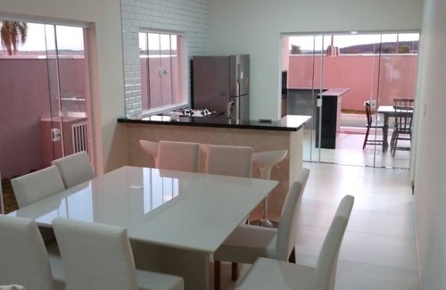 Itai Cottage | House on the dam with gourmet area and pool in Riviera de Santa Cristina II