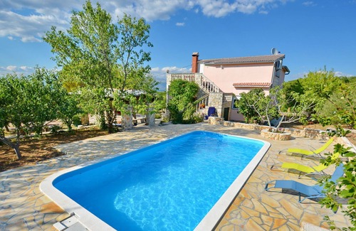 Benkovac House | House Pavlovi dvori (87901-K1) - Gornje Biljane