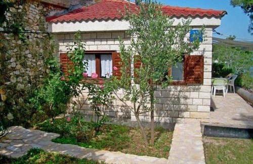 Okrug Donji House | House Piccolo