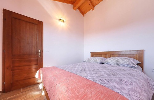 Tkon House | House Pinjol (91561-K1) - Tkon - island Pasman