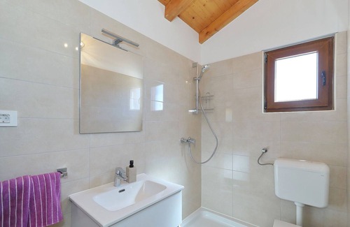 Tkon House | House Pinjol (91561-K1) - Tkon - island Pasman