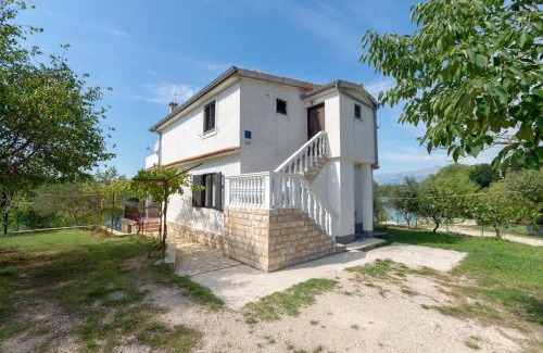 Krusevo House | House Ribnica
