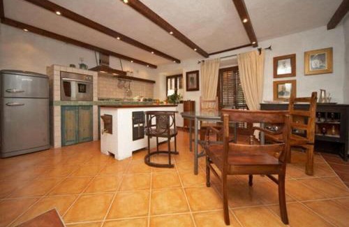 Konavle House | House Rilovi - Two Bedroom House with Swimming Pool and Jacuzzi