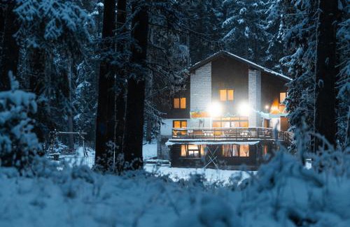 Shiligarnika House | House Shiligarnika