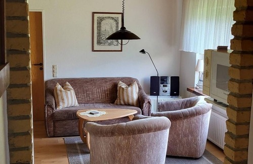 Moelln Apartment | House Silence - vacation apartment/1 bedroom/shower, WC