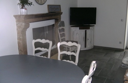 Joue En Charnie House | House sleeps 6 to 7 with SPA