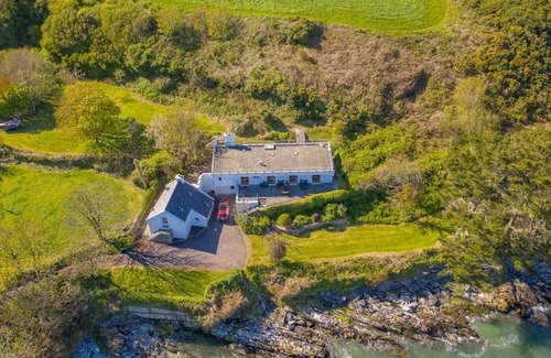 Skibbereen Cottage | House - Traharta House and Cottage