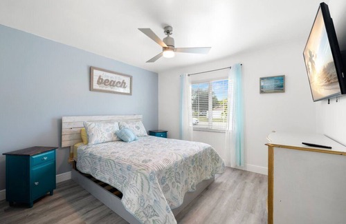 Oldsmar House | House w Pool close to Beach