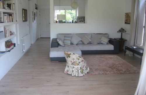 Saint-Pee-sur-Nivelle House | House with swimming pool in the center of the village