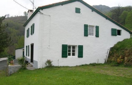 Arneguy House | House with character