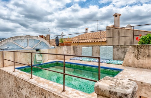 Arta House | HOUSE WITH CHARM AND PARKING IN THE CENTER OF ARTÁ, SMALL POOL AND SOLARIUM