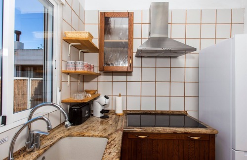 Denia Ski Chalet | House with garden 5 minutes from the beach! (pet friendly)