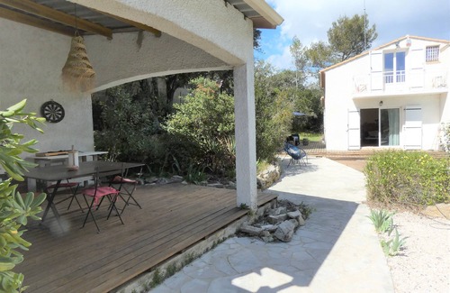 Caremeau House | House with garden and XL pool 5 minutes from the center
