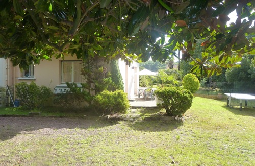 Boucau House | House with garden, close to the beach, the port and the river shuttle